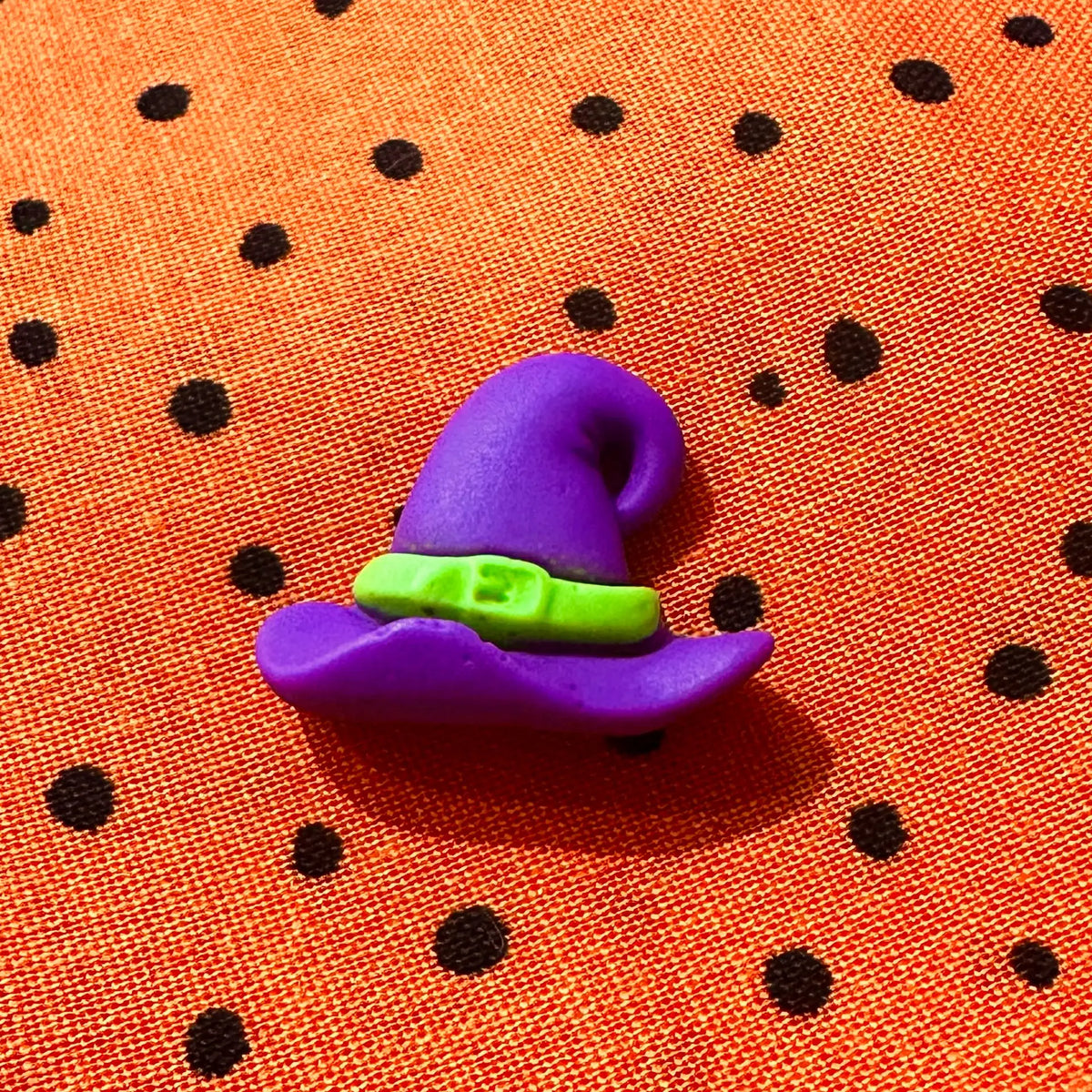 Halloween Collar Flowers for Dogs & Cats - 3 Inch & 4 Inch Options with Orange Polka Dot Design - Handcrafted Cotton Flowers for Festive Halloween Celebrations